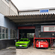 今回ワンオフパーツ製作を依頼したサクソンレーシング（埼玉県川越市）