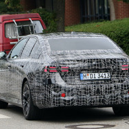 BMW 5シリーズ 次期型プロトタイプ（スクープ写真）