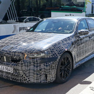 BMW M5 次期型プロトタイプ（スクープ写真）