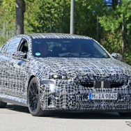 BMW M5 次期型プロトタイプ（スクープ写真）