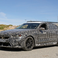BMW M5 次期型プロトタイプ（スクープ写真）