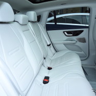 メルセデスベンツAMG EQE 53 4MATIC+