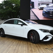 メルセデスベンツAMG EQE 53 4MATIC+