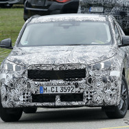 BMW X2 次期型プロトタイプ（スクープ写真）