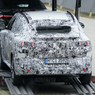 BMW X2 次期型プロトタイプ（スクープ写真）