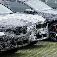 BMW X2 次期型プロトタイプ（スクープ写真）