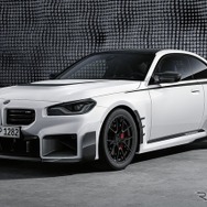 BMW M2 新型の「Mパフォーマンスパーツ」装着車