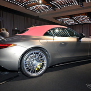 メルセデスAMG SL43