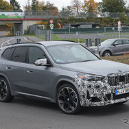 BMW X1 Mパフォーマンスモデル 改良新型プロトタイプ（スクープ写真）