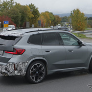 BMW X1 Mパフォーマンスモデル 改良新型プロトタイプ（スクープ写真）