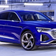 アウディ SQ8 e-tron スポーツバック