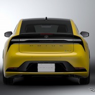 トヨタ プリウス 2.0L PHEV プロトタイプ（マスタード）