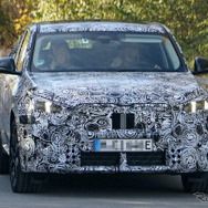 BMW iX2 市販型プロトタイプ（スクープ写真）