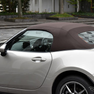 マツダ ロードスター 特別仕様車「Brown Top（ブラウントップ）」