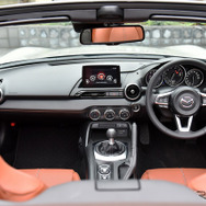 マツダ ロードスター 特別仕様車「Brown Top（ブラウントップ）」