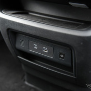 日産 セレナ LUXION e-POWER
