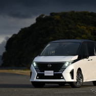 日産 セレナ ハイウェイスターV e-POWER