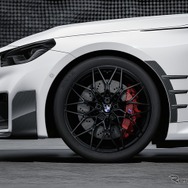 BMW M2 新型の「Mパフォーマンスパーツ」装着車
