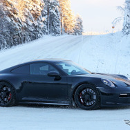 ポルシェ『911 GT3ツーリング』改良新型プロトタイプ