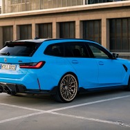 BMW M3 ツーリング の「Mパフォーマンスパーツ」装着車