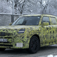 MINI クロスオーバー 次期型プロトタイプ（スクープ写真）
