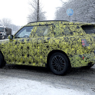 MINI クロスオーバー 次期型プロトタイプ（スクープ写真）