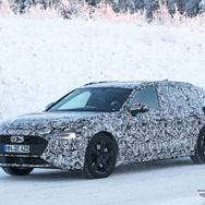 アウディ A4 アバント PHEVモデルの次期型プロトタイプ（スクープ写真）