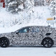アウディ A4 アバント PHEVモデルの次期型プロトタイプ（スクープ写真）