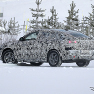 BMW iX2 プロトタイプ（スクープ写真）