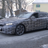 BMW i5 ツーリング プロトタイプ（スクープ写真）