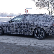 BMW i5 ツーリング プロトタイプ（スクープ写真）
