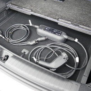 アウディQ4 Sportback 40 e-tron advanced