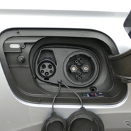 アウディQ4 Sportback 40 e-tron advanced