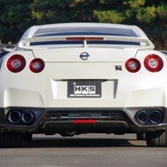 HKSからR35 GT-R用「スーパーターボマフラー」が新発売