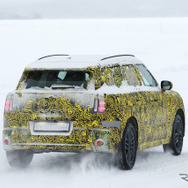 MINI クロスオーバー 次期型プロトタイプ（スクープ写真）