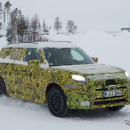 MINI クロスオーバー 次期型プロトタイプ（スクープ写真）