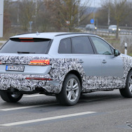 アウディ Q7 改良新型プロトタイプ（スクープ写真）