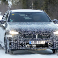 BMW i5ツーリング プロトタイプ（スクープ写真）