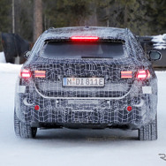 BMW i5ツーリング プロトタイプ（スクープ写真）