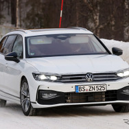 VW パサート ヴァリアント 次期型プロトタイプ（スクープ写真）