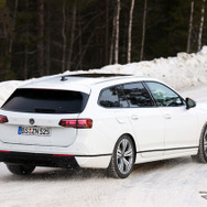 VW パサート ヴァリアント 次期型プロトタイプ（スクープ写真）