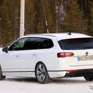 VW パサート ヴァリアント 次期型プロトタイプ（スクープ写真）
