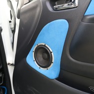 トヨタ ハイエース 豪華特装車にカスタムオーディオを［インストール・レビュー］