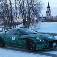 アストンマーティン DB11 後継モデルのプロトタイプ（スクープ写真）