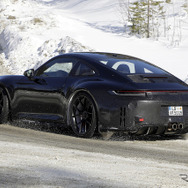 ポルシェ 911 GT3ツーリング 改良新型プロトタイプ（スクープ写真）