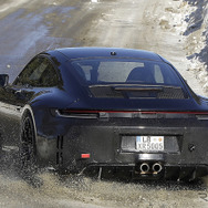 ポルシェ 911 GT3ツーリング 改良新型プロトタイプ（スクープ写真）