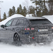 BMW i5ツーリング M60 プロトタイプ（スクープ写真）