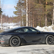 ポルシェ 911 GTS 改良新型プロトタイプ（スクープ写真）