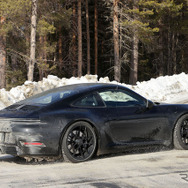 ポルシェ 911 GTS 改良新型プロトタイプ（スクープ写真）