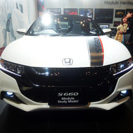 ルーフキャリアや専用スピーカーを装着したモデューロ S660 スタディモデル（東京オートサロン2016／1月15日／幕張メッセ）